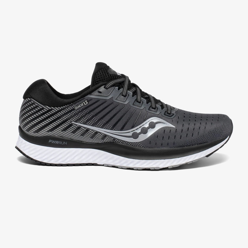 Black / White Running Shoes O69466