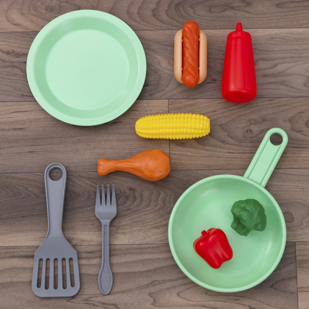 10 Piece Wooden Play Kitchen I3085