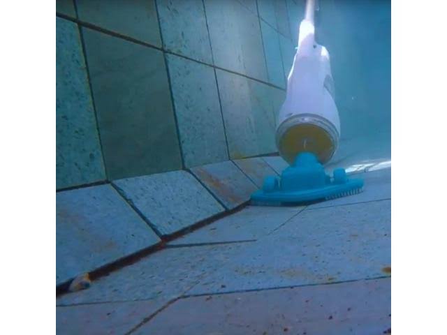 3-Piece Rechargeable Above-Ground Swimming Pool Vacuum T7874