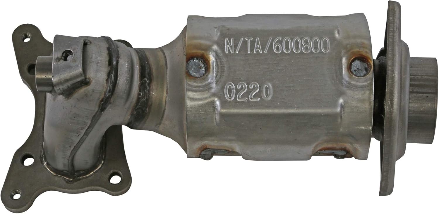 Catalytic Converter with Integrated Exhaust Manifold M522
