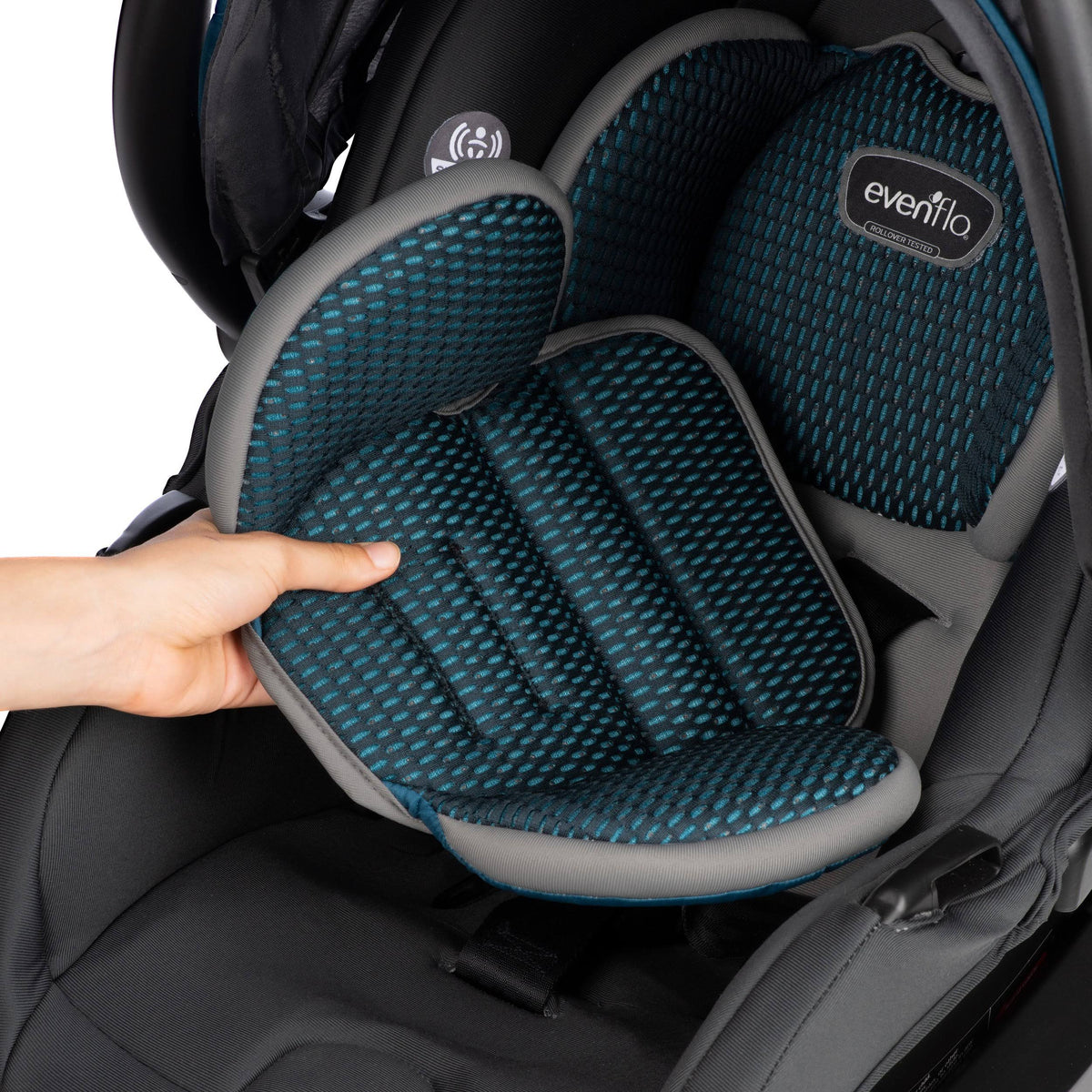 Infant Car Seat with Freeflow Fabric and SafeZone Load Leg Base S29955