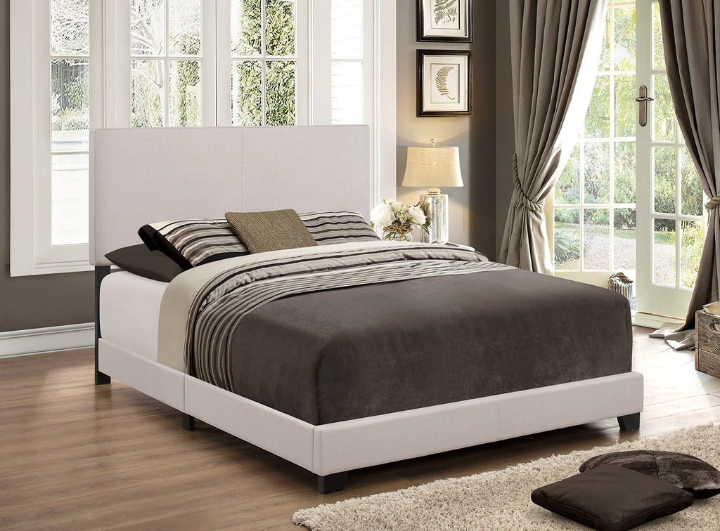 California King Upholstered Panel Bed U923
