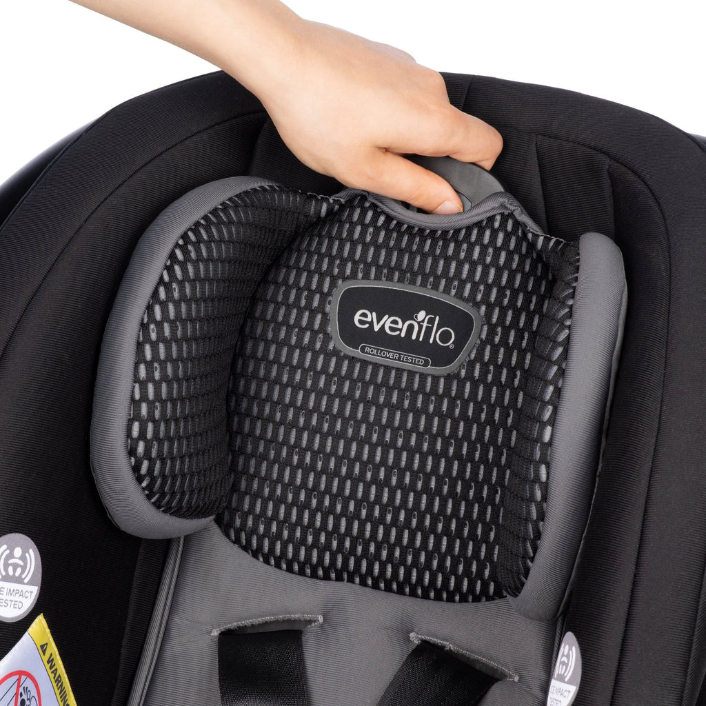 Infant Car Seat with Freeflow Fabric and SafeZone Load Leg Base S29955