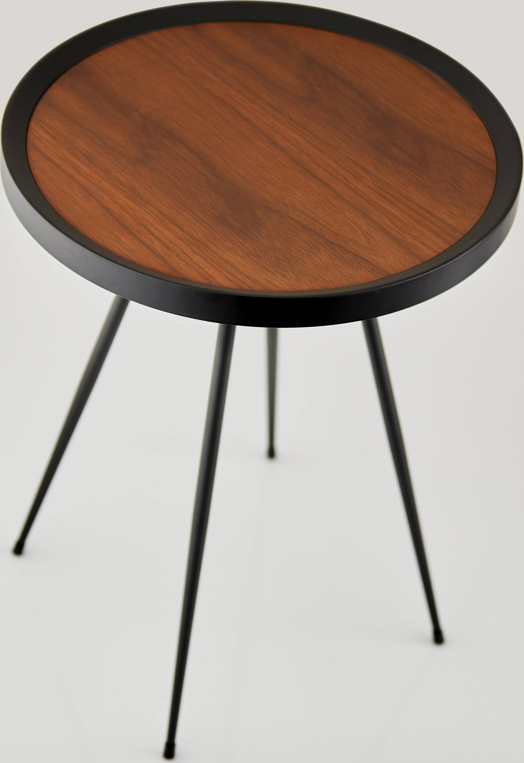 Walnut End Table E3429