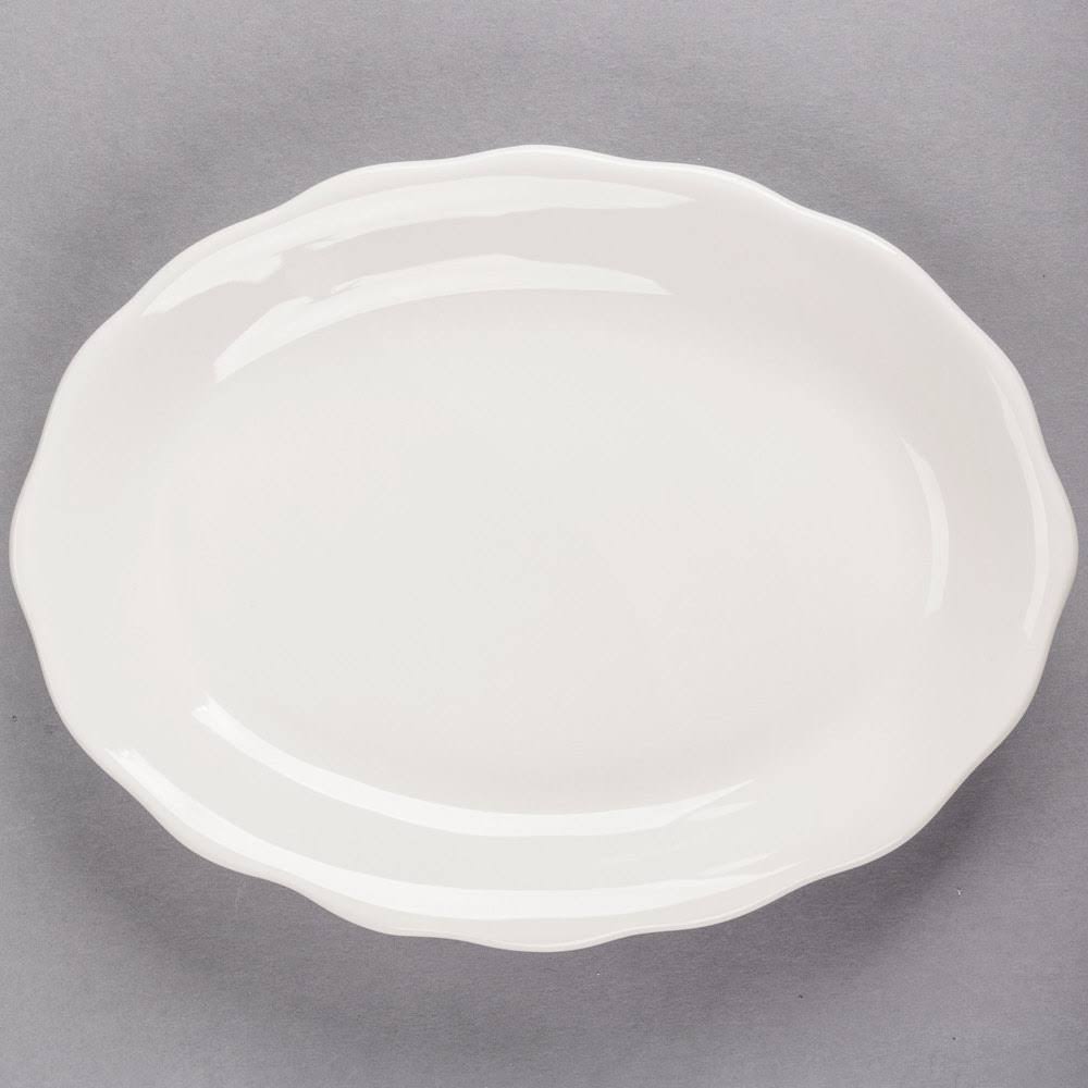 Ivory Scalloped Edge Oval Stoneware Platter - 24/Case U62170