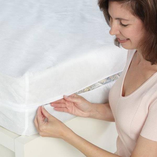 Queen Allergy Mattress Cover U8093
