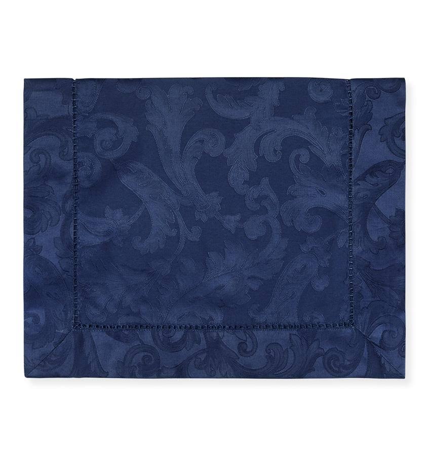 Acanthus Runner 15x108x22 C9778